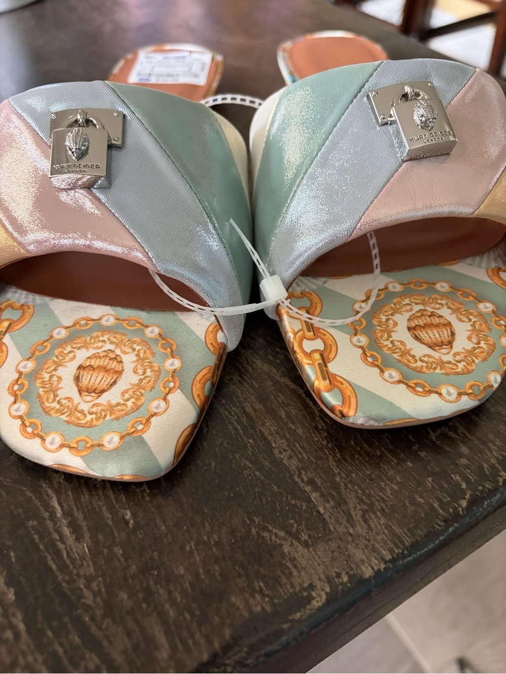 Kurt Geiger Brixton flat - Picture 3 of 10